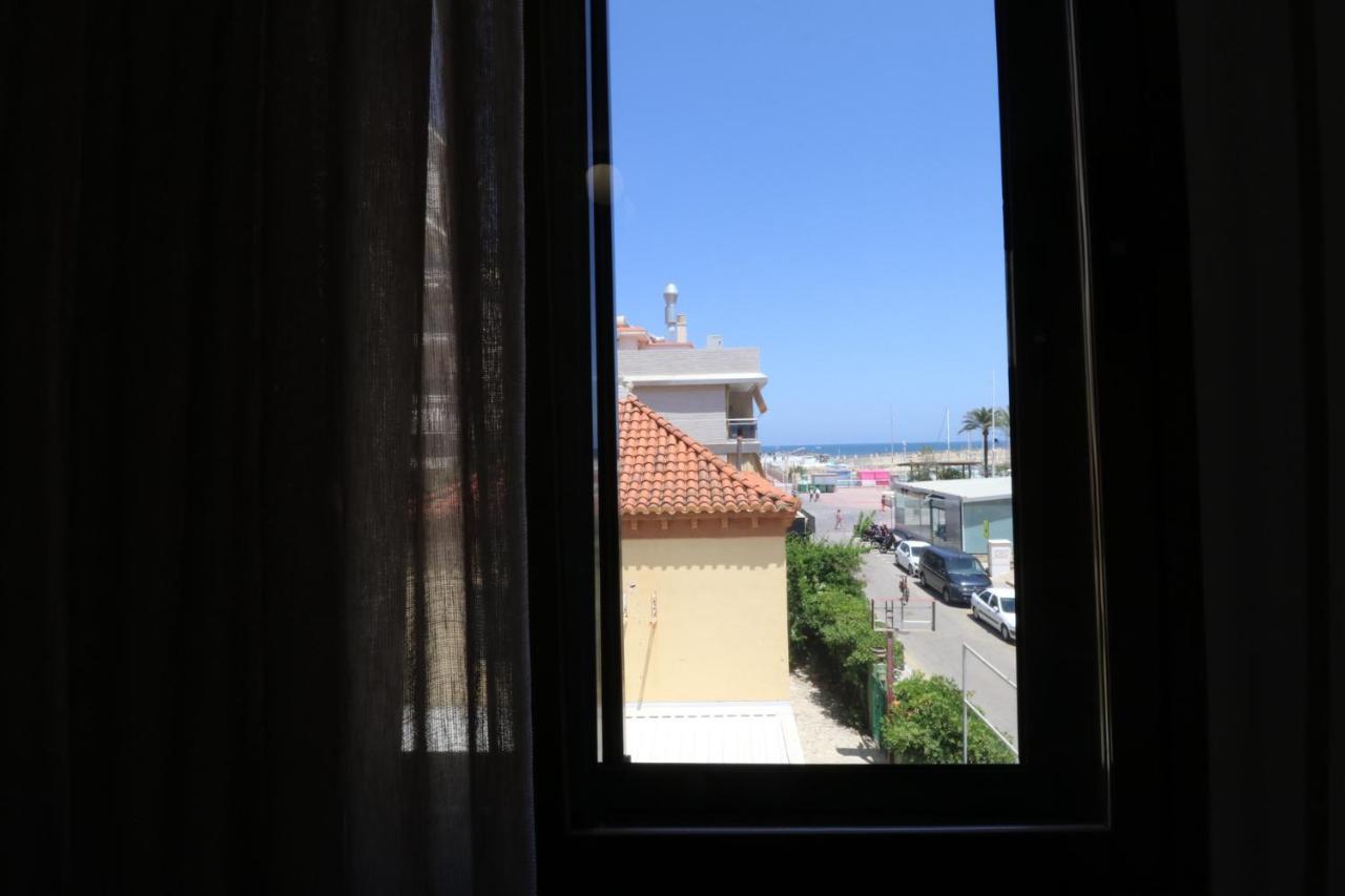 205 I Posada Del Mar I Encantador Hostel En La Playa De Gandia 外观 照片